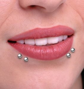 shark bite lip piercing