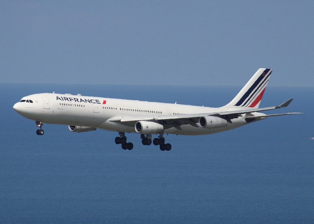 A340-600 